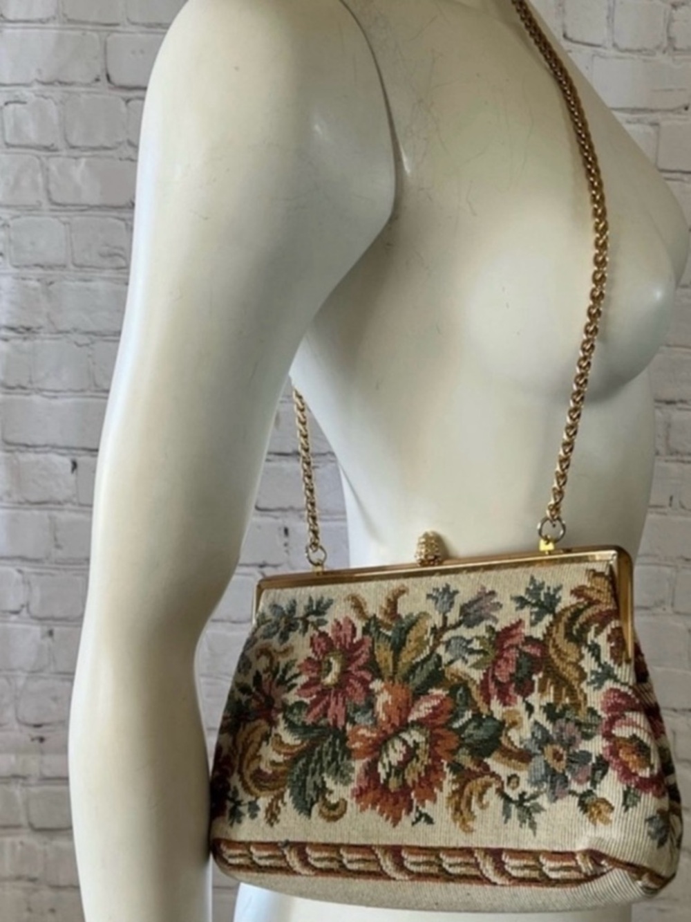 ❤️ VINTAGE Lennox Tapestry Clutch /Shoulder Bag